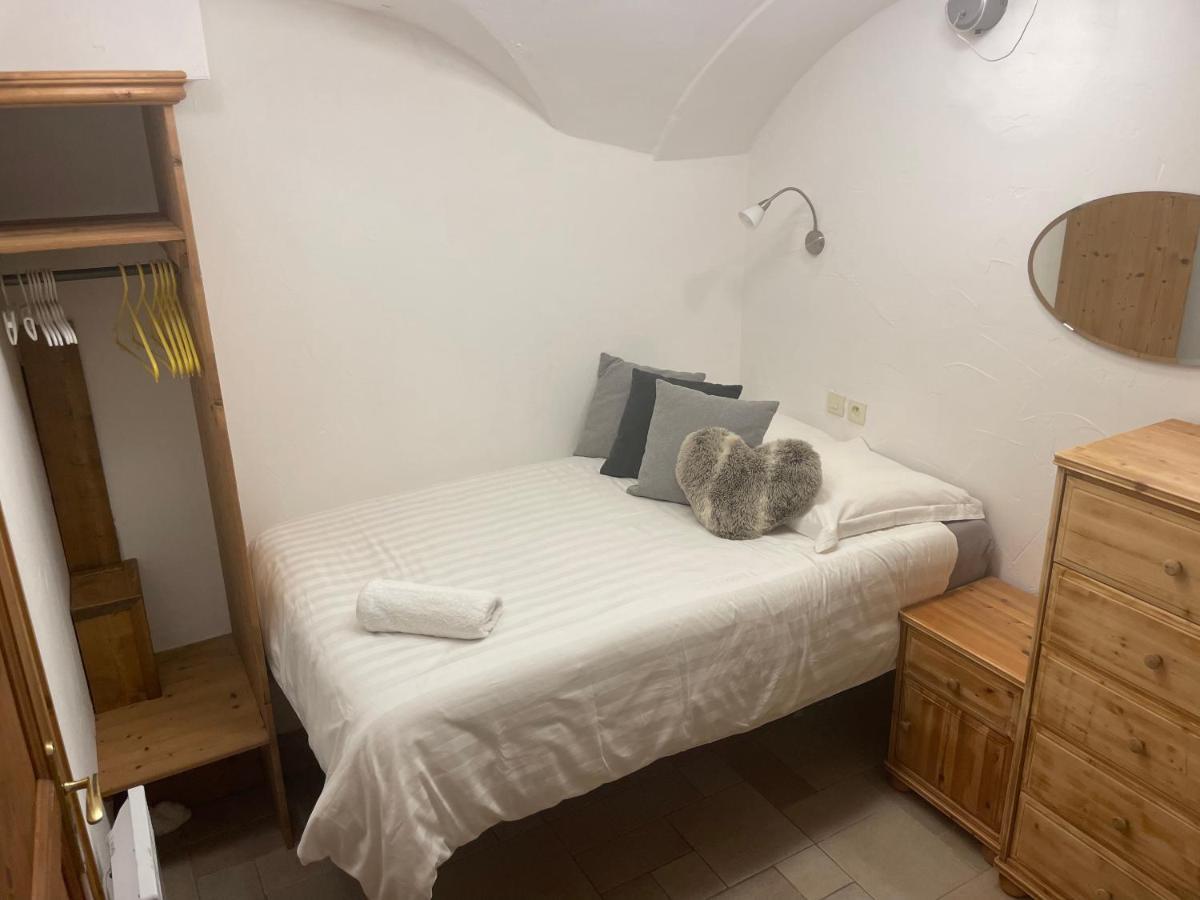 Two Bedroom Apartment La Voute, Chandon Near Meribel - Sleeps 4 Adults Or 2 Adults And 3 Children Les Allues Bagian luar foto